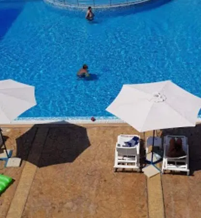 Elit 4 * Σάνι Μπιτς